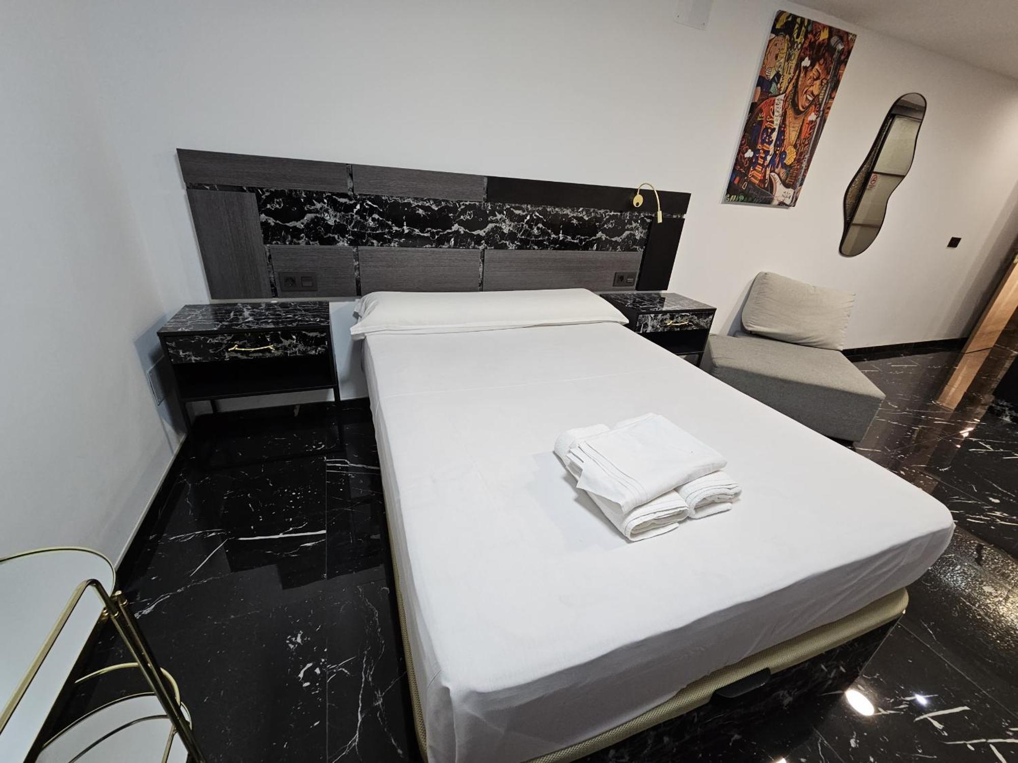 Apartamentos Benidorm Black Zewnętrze zdjęcie